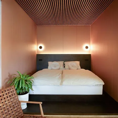 Wims - Romantic With Private Jacuzzi, Garden & Parking شقة زادار